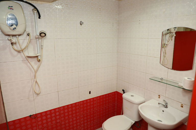 Bathroom 5, Grand Orchard Hotel Premier, Kuala Lumpur