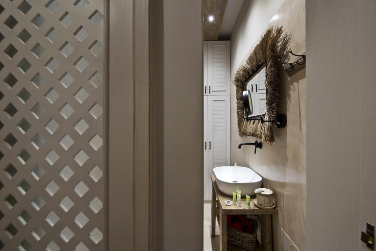 Others 4, Stylish Apartment at Pagrati, Attica
