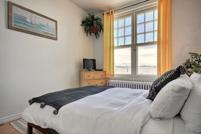 Bedroom 2, Single Room River View, Communauté-Urbaine-de-Québec