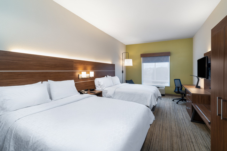 Bedroom 2, Holiday Inn Express & Suites TALLADEGA by IHG, Talladega