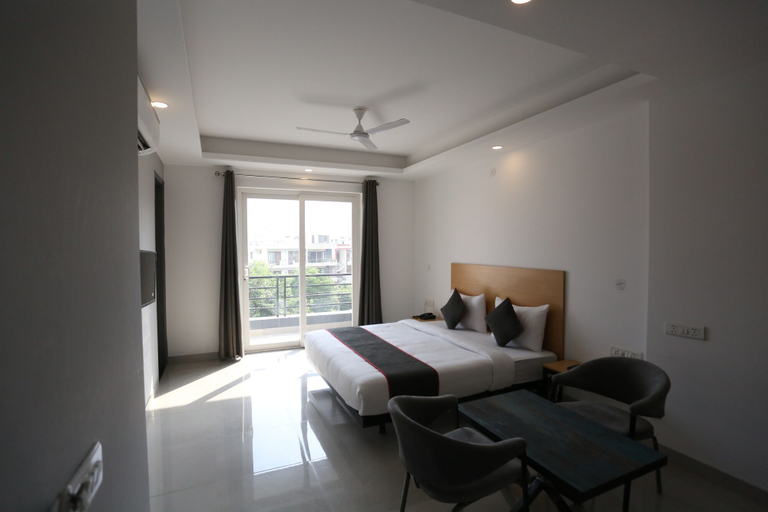 Bedroom, Sleepy Soul by STEPiNN, Gurgaon