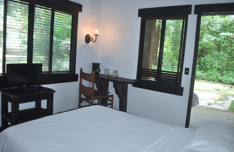 Bedroom 3, Hacienda La Pacífica Eco-Lodge, Cañas