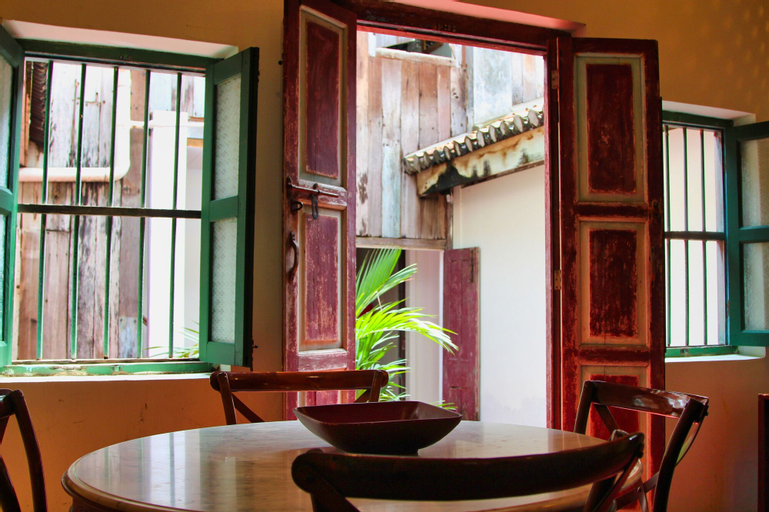 Dining Room 6