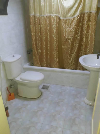 Bathroom 9