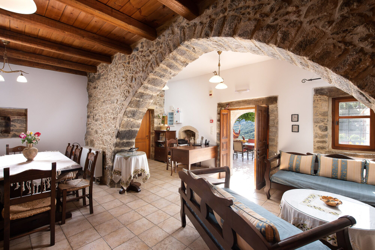 Food & Drinks 5, Metohi Nature Living, Crete