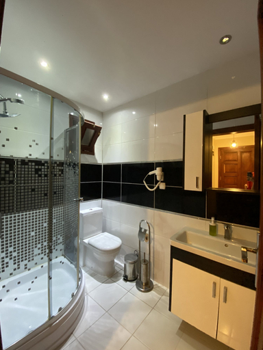 Bathroom 4, Mesudiye Apart, Datça
