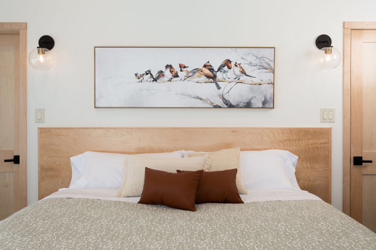 Bedroom 2, Owl Ridge Cabins, Marathon