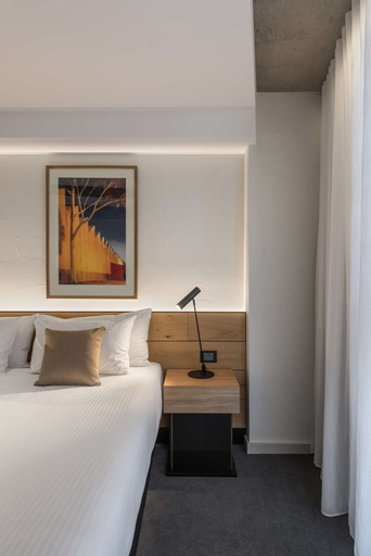 Bedroom 16