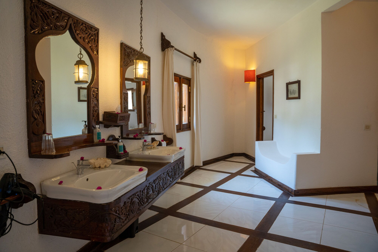 Bathroom 4, SULTAN PALACE, Kati