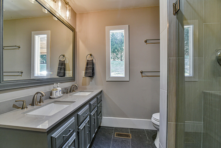 Bathroom 3, Kingdom on Knollwood, Buncombe