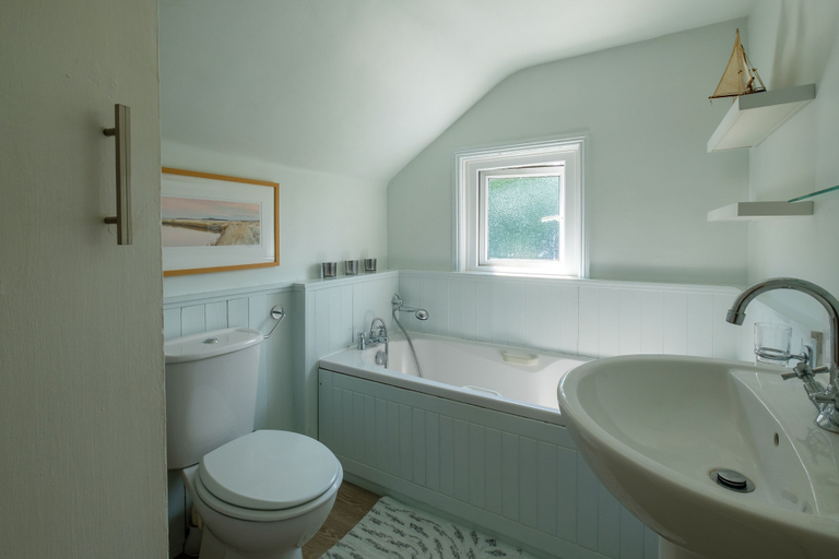 Bathroom, Serendipity, Isle of Wight