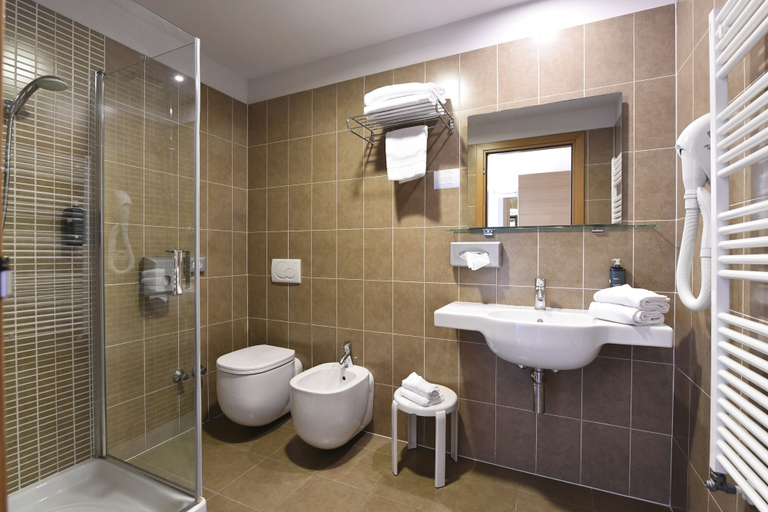 Bathroom 5, Eden Hotel, Venezia