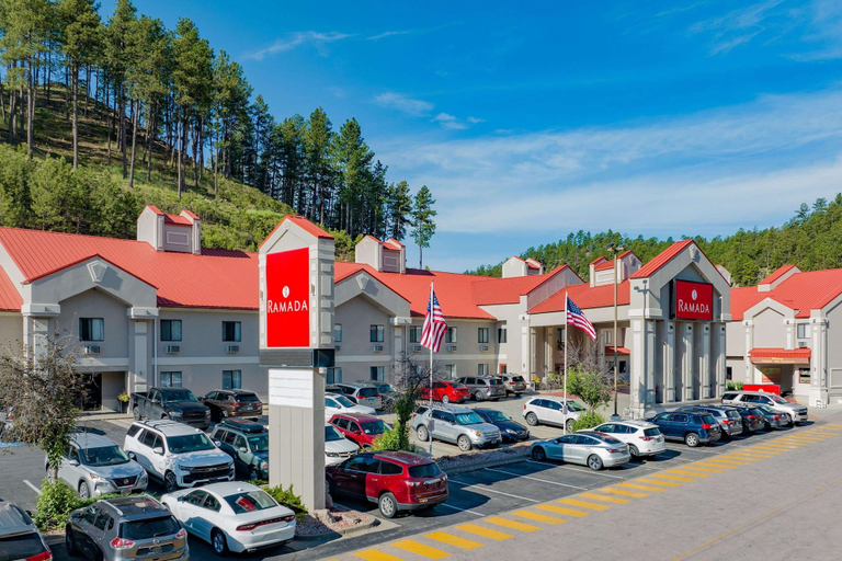 Exterior & Views, Ramada by Wyndham Keystone Near Mt Rushmore, Pennington