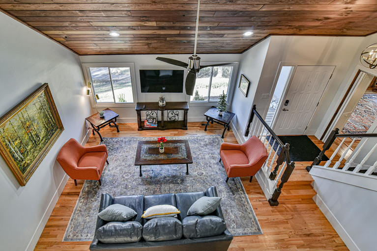 Others 5, Kingdom on Knollwood, Buncombe