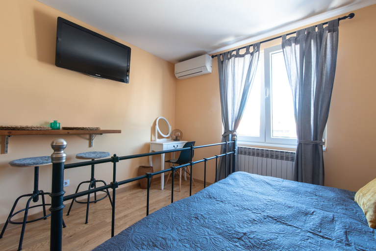 Bedroom 2, Savčić Apartmani, Petrovac
