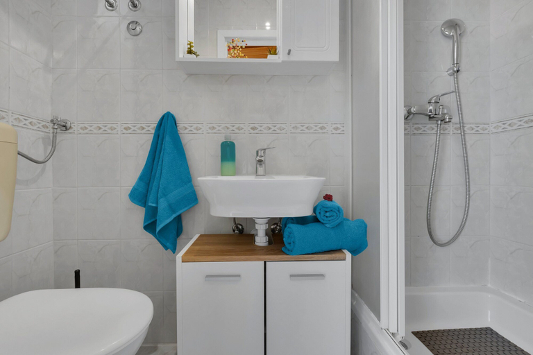 Bathroom 3, Apartments Kata, Makarska