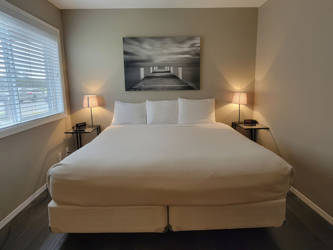Bedroom 3, Chautauqua Resort & Conference Center, Pacific