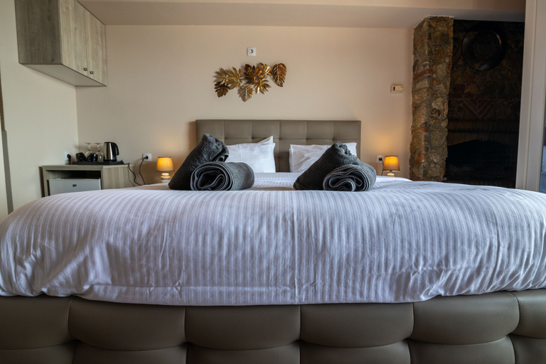 Bedroom 4, Votsalakia Hotel & Luxury Apartments, Attica