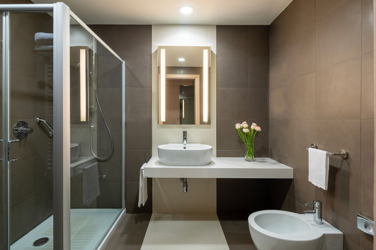 Bathroom 5, UNA Hotels Bologna San Lazzaro, Bologna