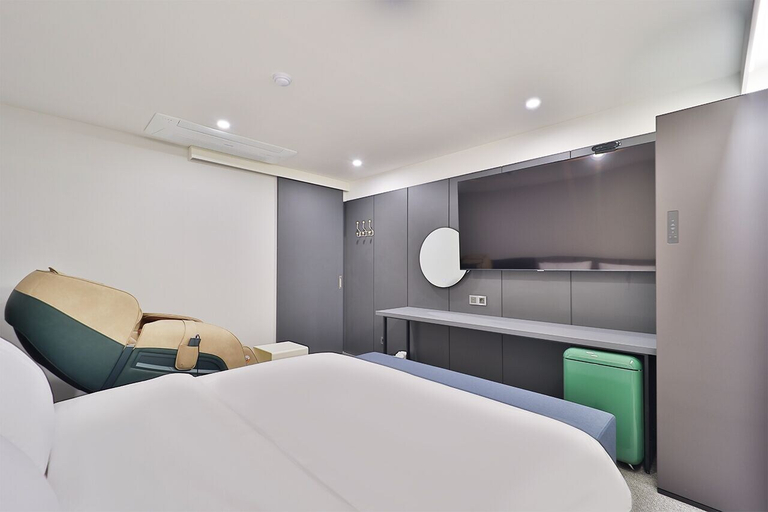 Bedroom 2, Doan Stay Hotel, Jung