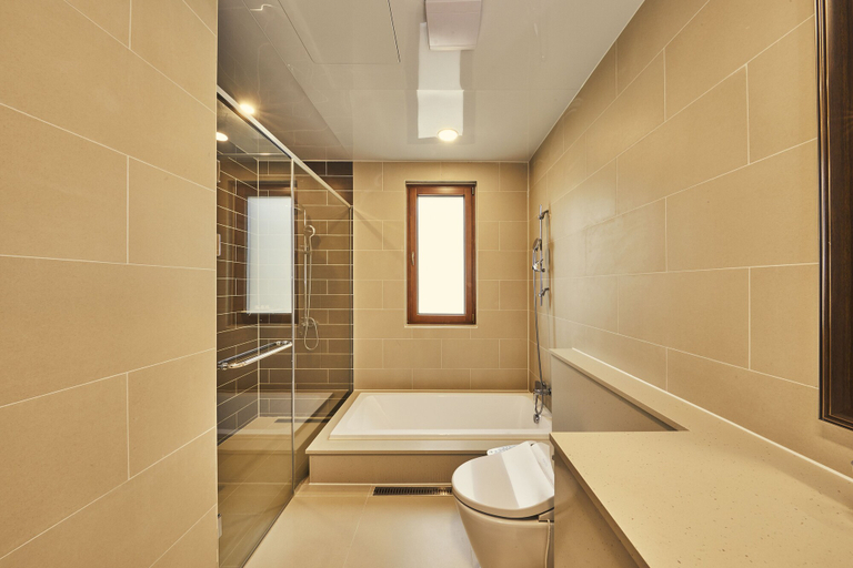 Bathroom 4, Camphortree Hotel & Resort, Jeju