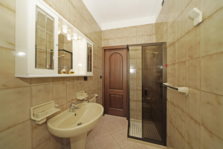 Room 3, Appartamento Brema in Sirmione, Brescia
