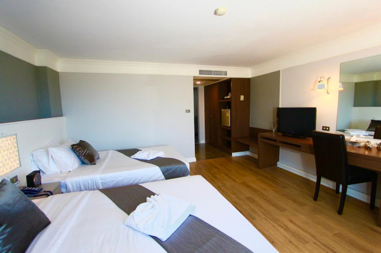 Bedroom 3, Coco Beach Hotel Jomtien Pattaya, Pattaya