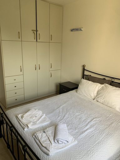 Bedroom 2, 3-Bedroom Apartment on Beach Cassiopeia, Crete