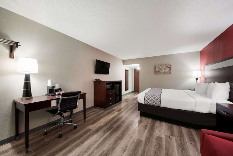 Bedroom 3, SureStay Plus Hotel by Best Western San Antonio North, Bexar