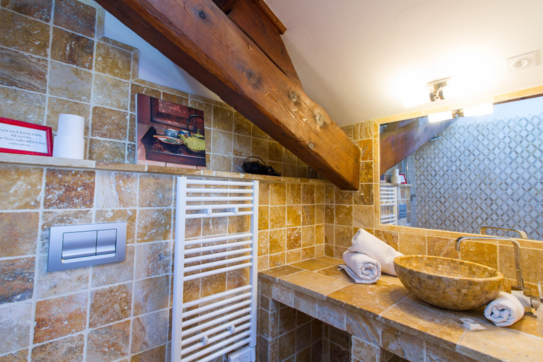 Bathroom 4, Auberge Les Galets Hotel Restaurant, Alpes-de-Haute-Provence