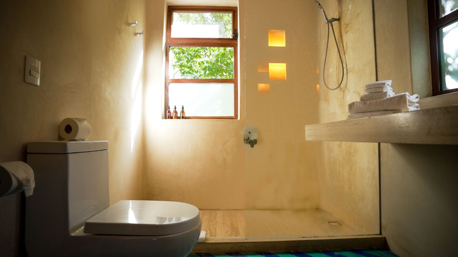 Bathroom 5, Hotel Holistika, Cozumel