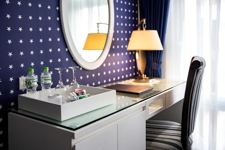 Bathroom 5, Victor Metropolis Lakeside Hotel & Rooftop Bar, Hoàn Kiếm