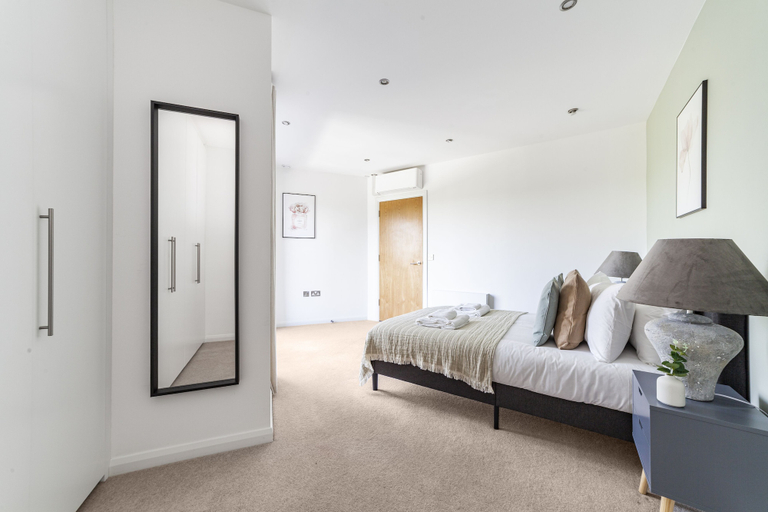 Bedroom 3, The Streatham Penthouse, London
