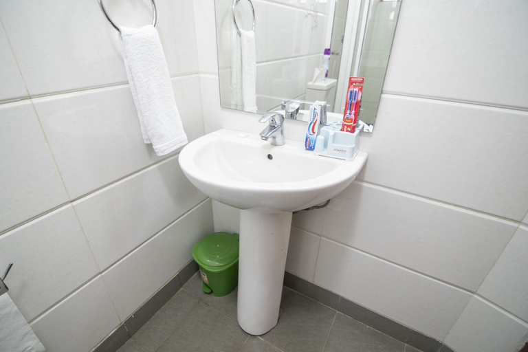 Bathroom 2, Border Point Westlands View Palace Apart, Dagoretti North