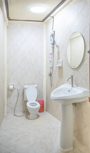 Bathroom 4, Blue Dream Guesthouse, Muang Chiang Mai