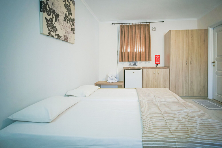 Bedroom 3, Roseclub Apartments, Ionian Islands