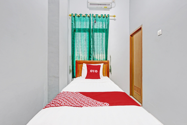 Bedroom 2, OYO 91960 Fariza House Syariah, Kendal