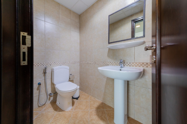 Bathroom 2, EDEN'S Homes & Villas - Royal Oceanic, Dubai