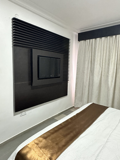 Bedroom 2, Maxx Msquare Hotel, Kosofe