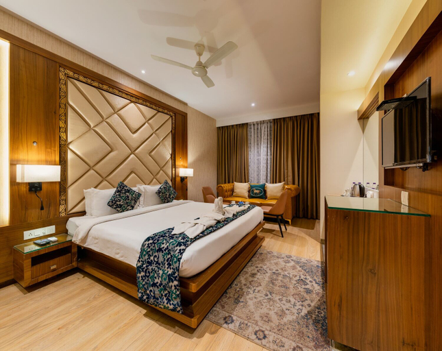 Bedroom 3, Hotel Town Palace, Bijapur