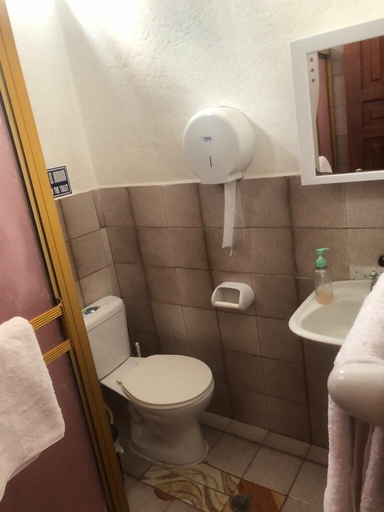 Bathroom 3, Casa de Huespedes Milena, San Cristóbal