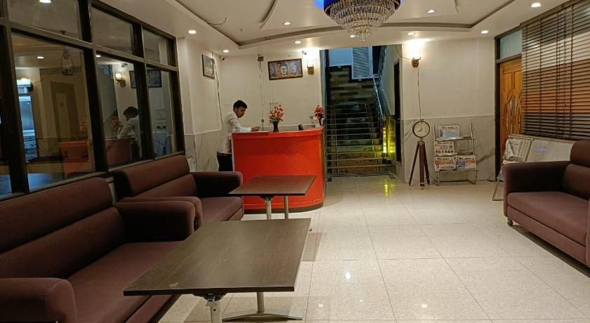 Others, Hotel Golden Meet, Muzaffarpur