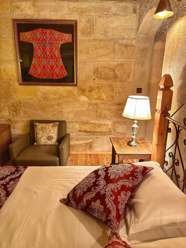 Bedroom 3, Takaev Cave House, Nevşehir