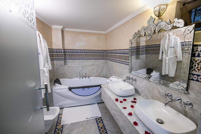 Bathroom 4, Riad Semlalia, Fès