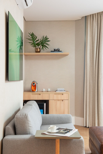 Bedroom 18