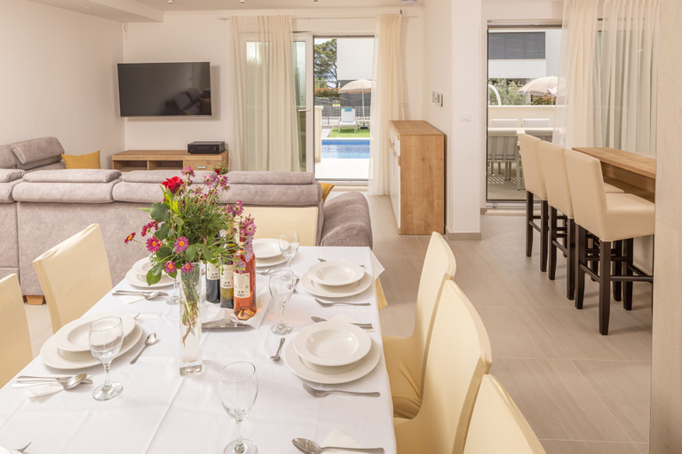 Food & Drinks 5, Luxury villa Bachin - family villa, Kaštela