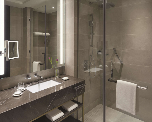 Bathroom 5, Hyatt Regency Al Kout Mall