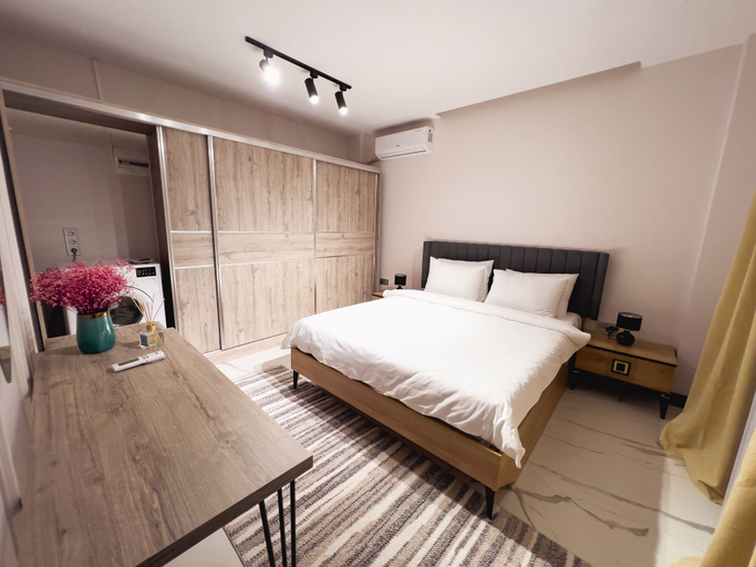 Room 3, Arborea Hotel, Arsin