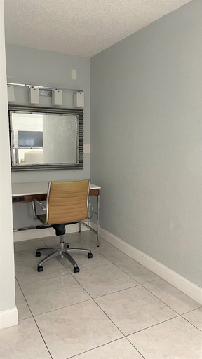 Others 5, Apm Inn and Suite, Duval