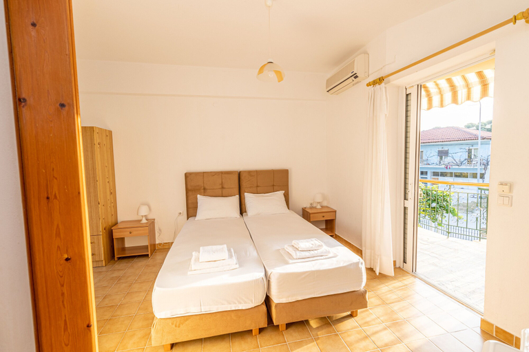 Bedroom 3, Skioni Studios, Central Macedonia
